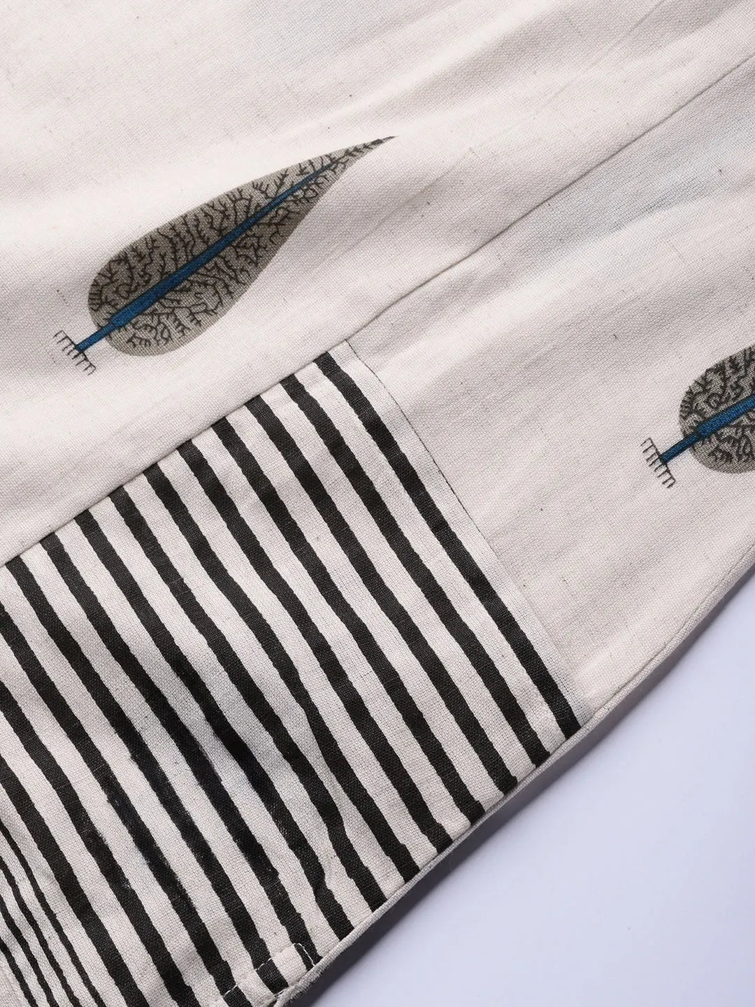 Women's Off White Regular A-Line Calf Long Kurta