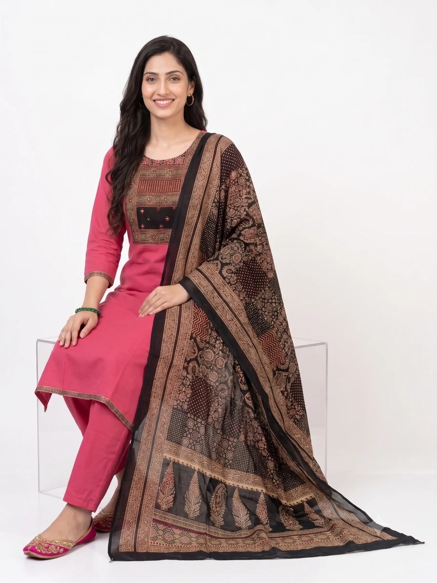 Pink Gamthi Cotton Mirror & Patchwork Kurta Pant Set