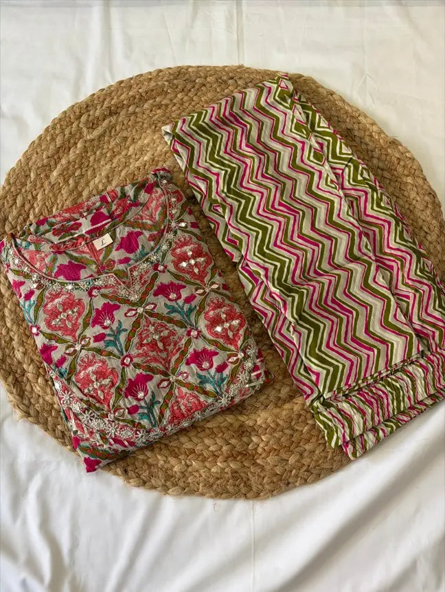 Green Floral Printed Anarkali Kurta Pant Sets