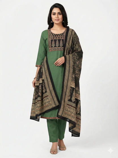 Women's Gamthi Cotton Mirror & Patch Work Kurta Pant Dupatta Set (Pista Green)